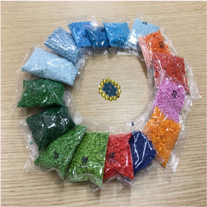 Tranh đính đá mã đáo thành công KT:120x58cm,160x70cm. Tranh gắn đá chưa gắn.