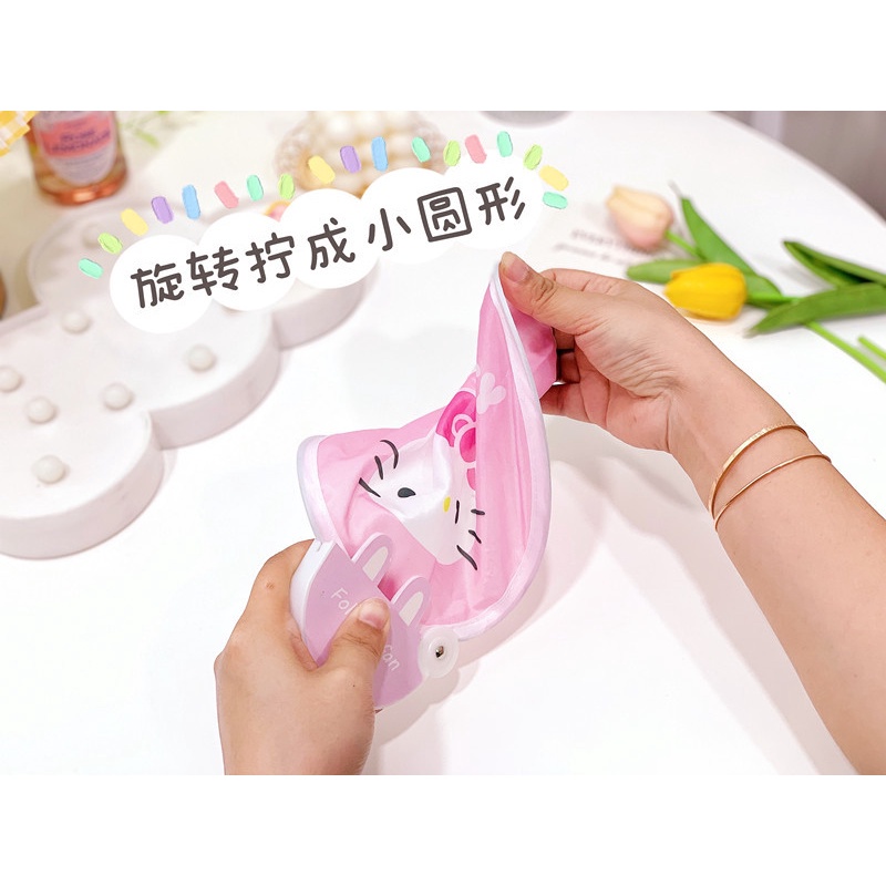 Quạt Xếp Mini Hình Tròn Họa Tiết Hoạt Hình Dễ Thương