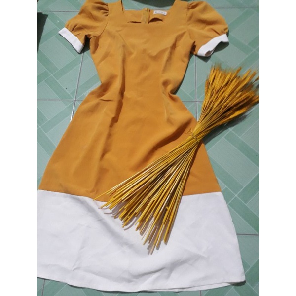 Đầm váy size ..M.......    hình 3..4(size S)