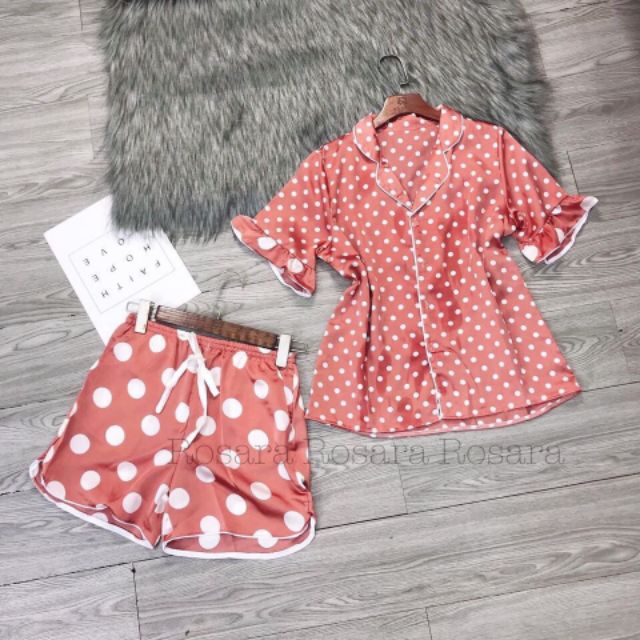 Đồ ngủ pijama lụa cao cấp chấm bi | BigBuy360 - bigbuy360.vn