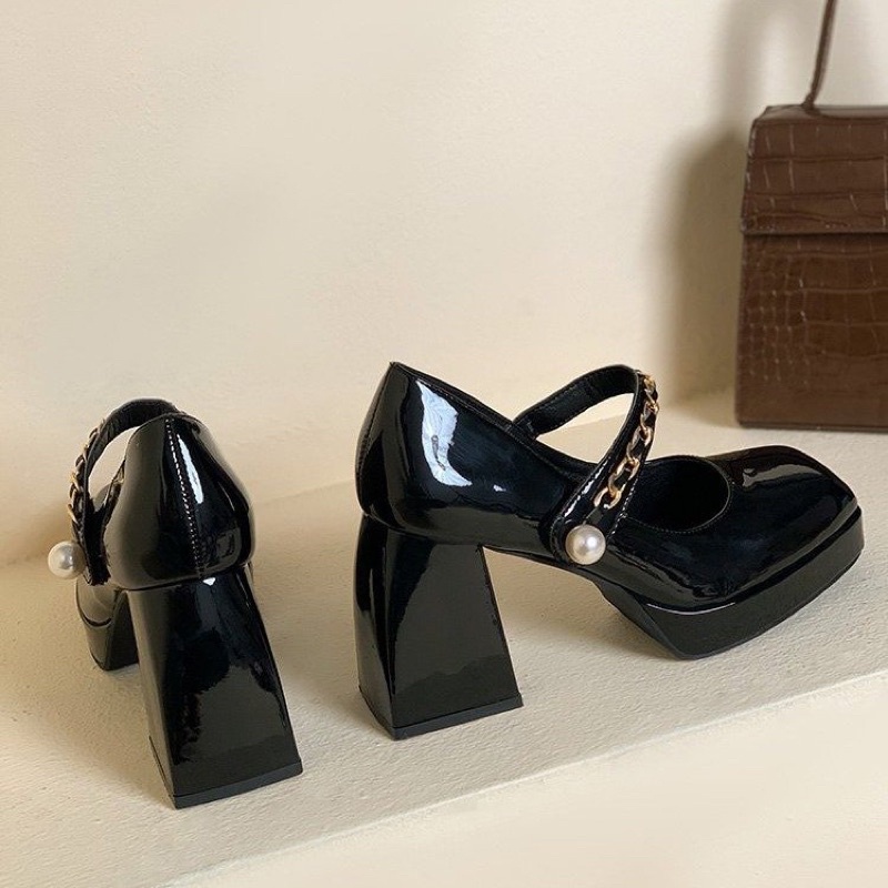 _ Giày cao gót nữ quai dán phối móc xích trẻ trung , năng động