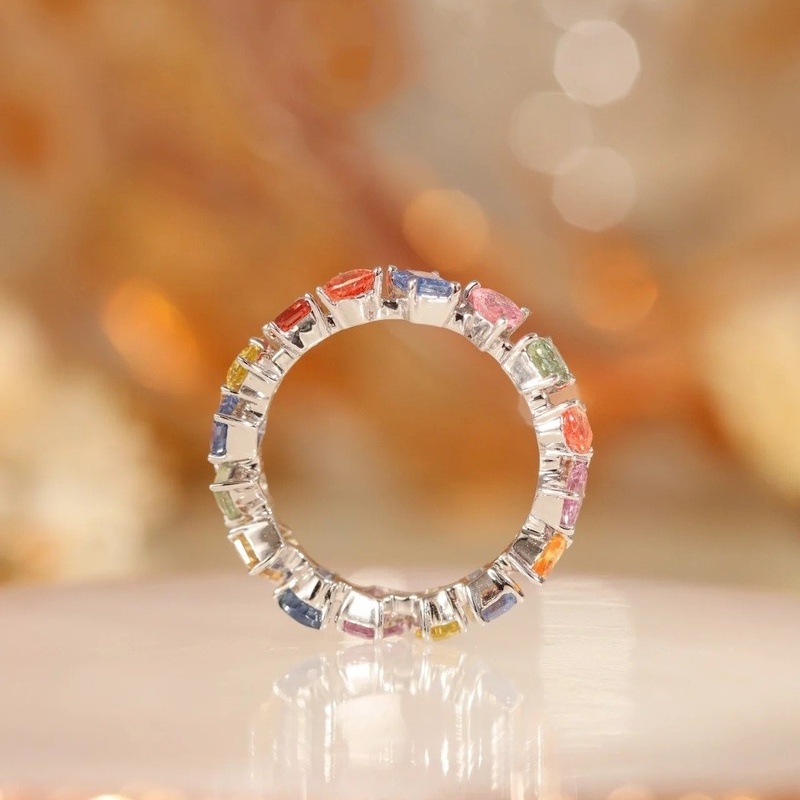 Nhẫn Cầu Vồng Sang Trọng