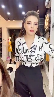 Áo Croptop chữ CChat
