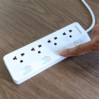 Ổ cắm điện thông minh chuẩn châu âu 04 công tắc độc lập