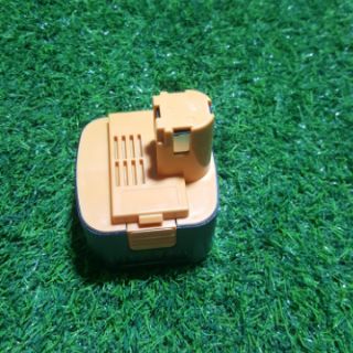 Vỏ pin national 12v