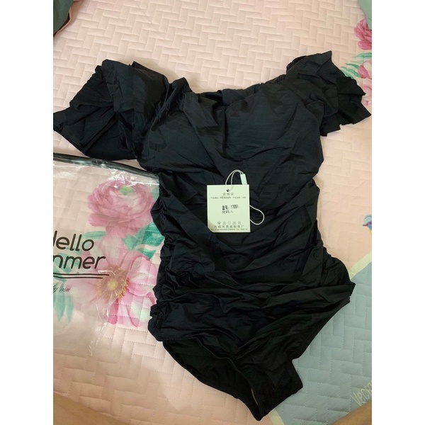 Đồ bơi bikini trễ vai màu đen loại 2 có ảnh thật