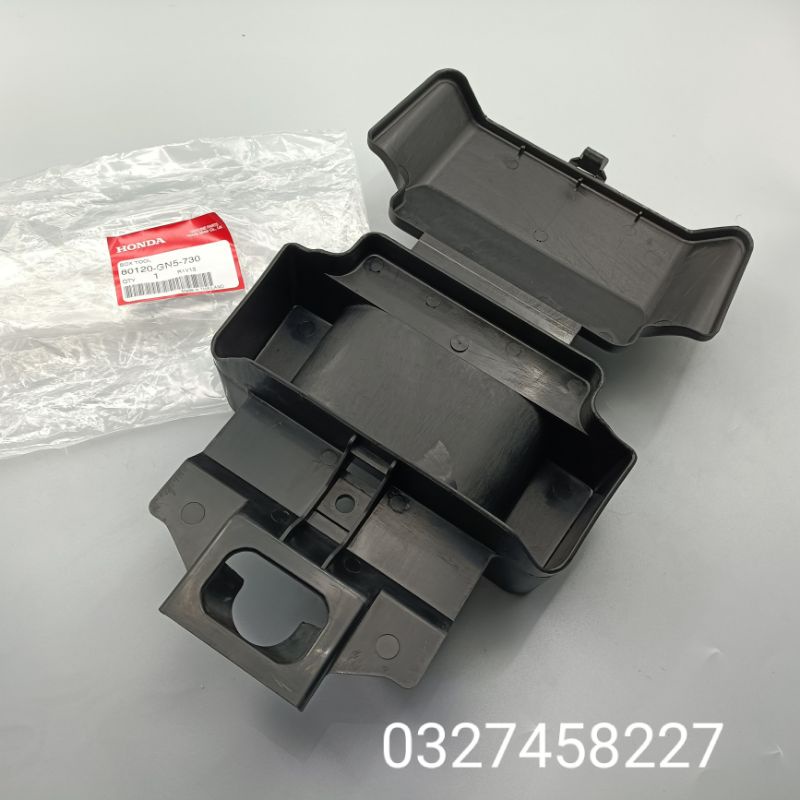 Hộp nhựa đồ nghề dưới yên xe DREAM lùn zin Honda