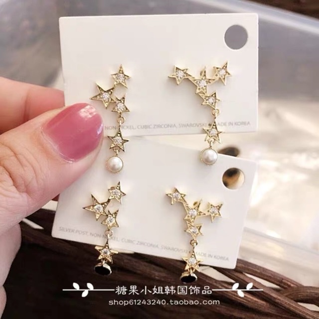 bông tai hình dãy ngôi sao siêu dễ thương.