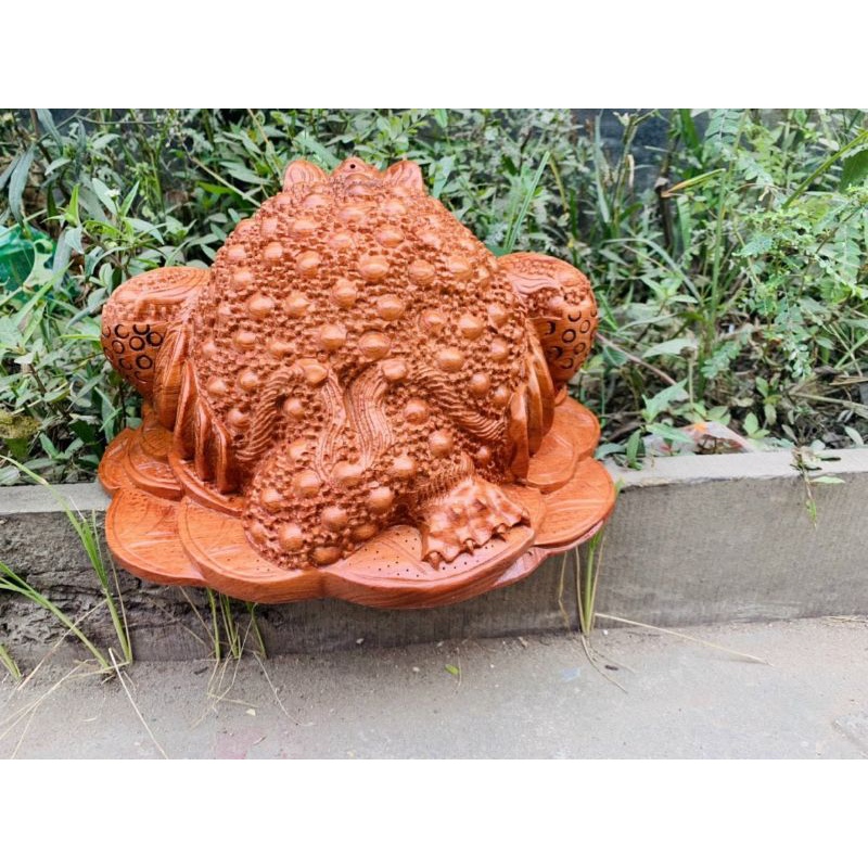 Tượng con cóc gỗ hương ngang 25cm