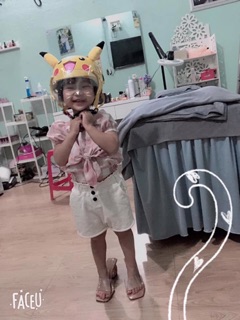 Nón bảo hiểm pikachu cho bé có kính
