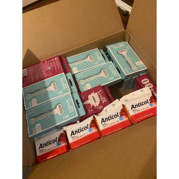 Dao cạo Gillette Venus Smooth Sensitve 3 lưỡi dao