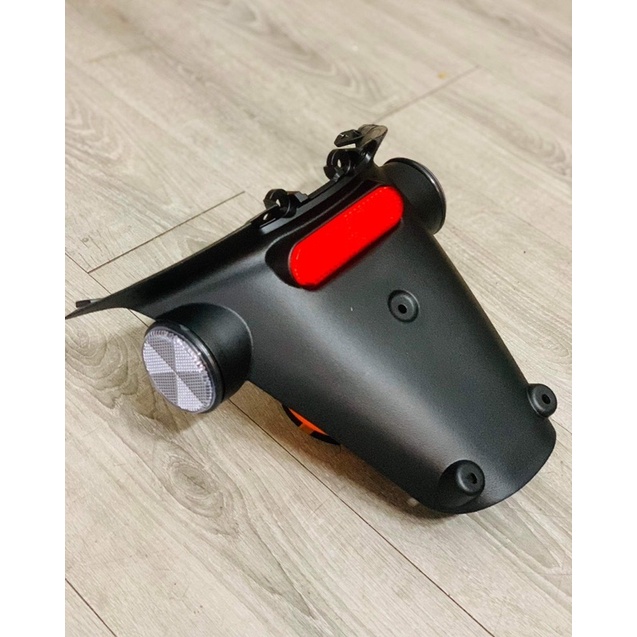 DÈ SAU CHÂU ÂU CHO XE VESPA SPRINT VÀ PRIMA