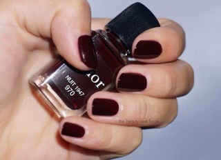 Sơn móng Dior Vernis 970 có sẵn