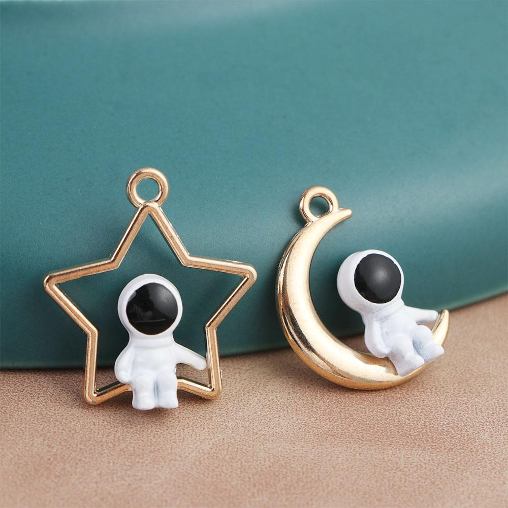 AUGUSTINA Vòng cổ / Vòng Tay / Khuyên Tai Hình Phi Hành Gia / Ngôi Sao Handmade DIY Dành Cho Cặp Đôi