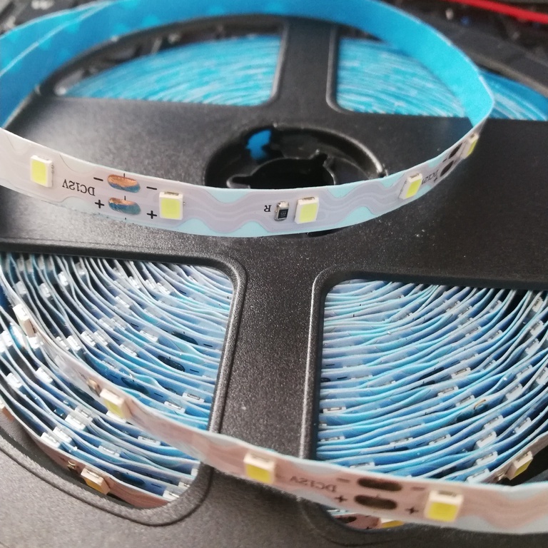 Đèn led uốn chữ zic zac, led  uốn chữ zic zac 2835, cuộn 10m
