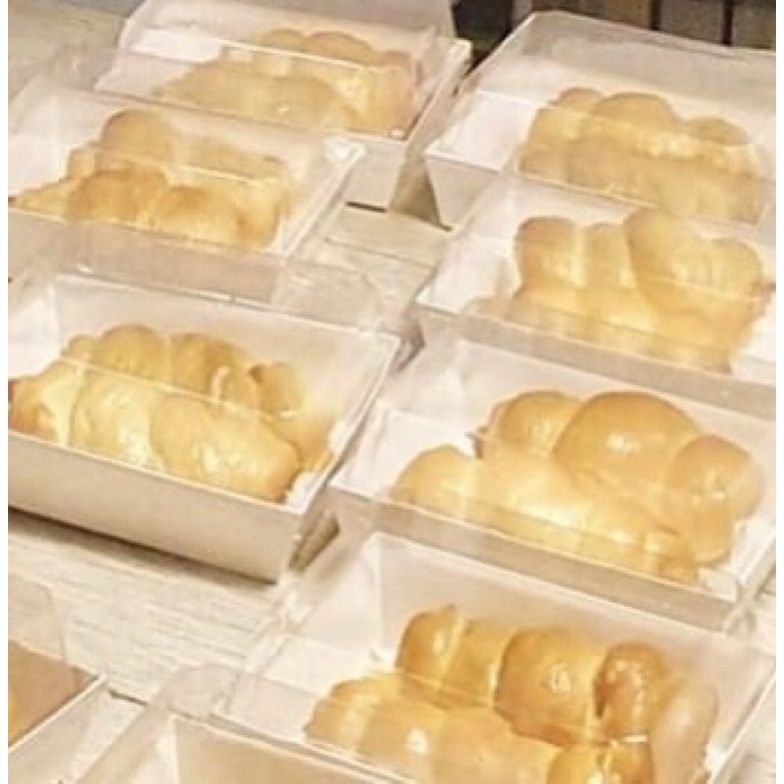 Bánh mì xúc xích lò xo