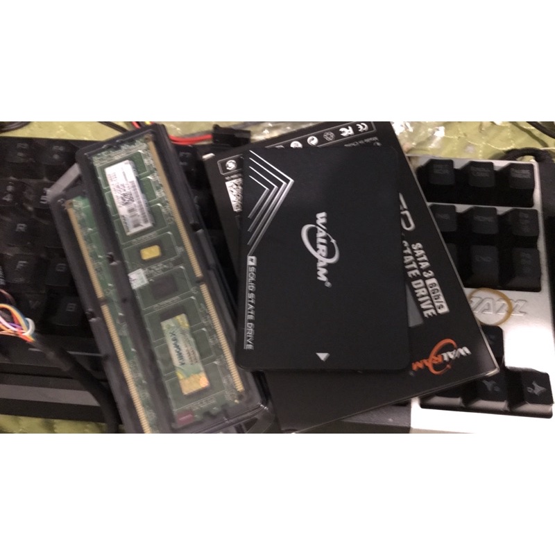 Thùng PC Gaming CPU 4x3,8ghz, ram 16G, VGA HD R7 4G, SSD 120