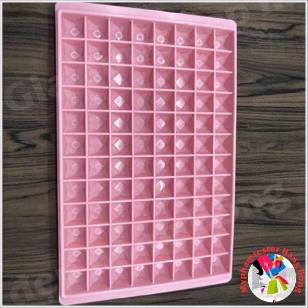 Khay đá có nắp 96 viên rất tiện dụng đa năng