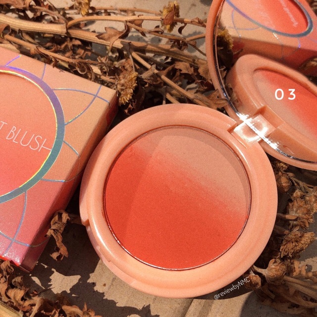 Má hồng loang Ombre Blush hottrend 2020