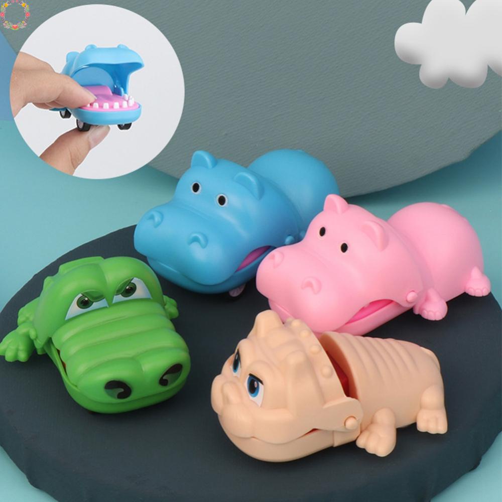 Đồ Chơi Mô Hình Cá Mập / Cá Sấu / Chó Cắn Tay Mini Chống Cắn Sáng Tạo
