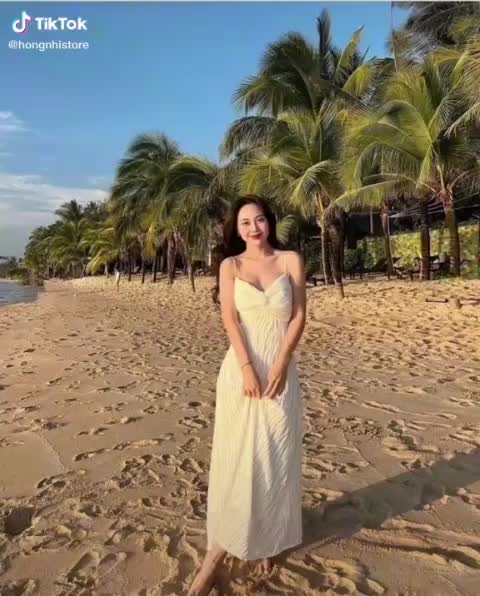 Đầm váy nữ 2 dây maxi xoắn ngực đơn giản, nhẹ nhàng phù hợp đi biển  đi chơi, dự tiệc siêu hot GS00 | BigBuy360 - bigbuy360.vn