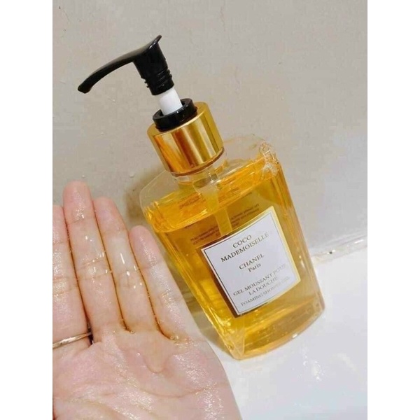 SỮA TẮM HƯƠNG NƯỚC HOA COCO MADEMOISELLE CHA.NEL