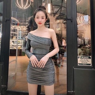 Váy thun nhũ lệch vai tay dài nhún hông