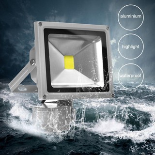 Đèn led pha có cảm biến chuyển động