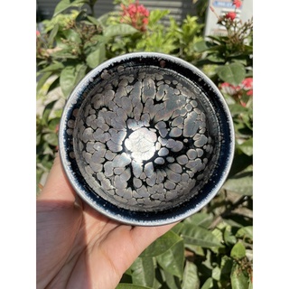 Chén chủ kiến trản nung điện, sản phẩm được nung ở nhiệt độ cao 1300 độ, khi uống giúp nước trà mềm mượt