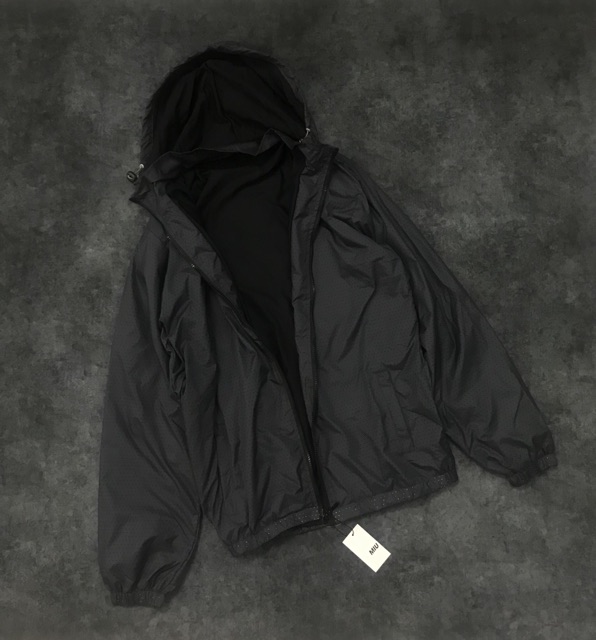 Áo khoác dù hoạ tiết