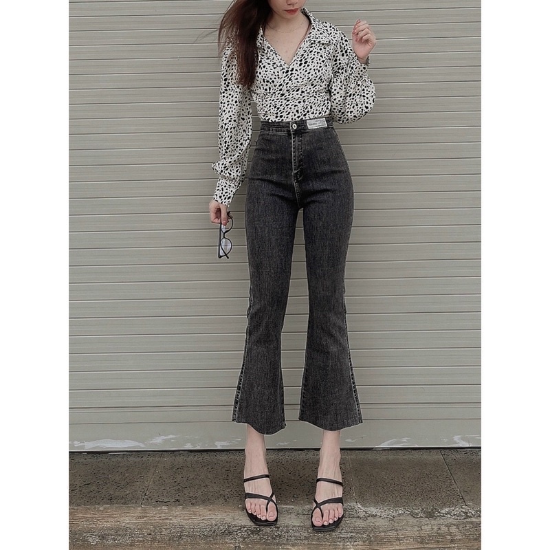 Quần jean cạp ( lưng) siêu cao, ống bass loe lưng kiểu, jean co giãn tốt ( hình thật 100%)