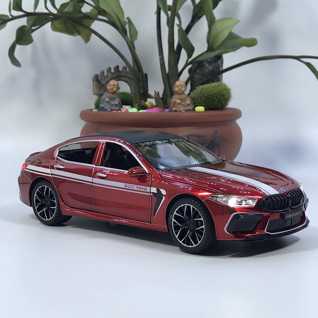 Mô hình siêu xe BMW M8 tỷ lệ 1:24 bằng hợp kim cao cấp mới ra mắt đủ màu Xanh/Đỏ/Trắng/Đen