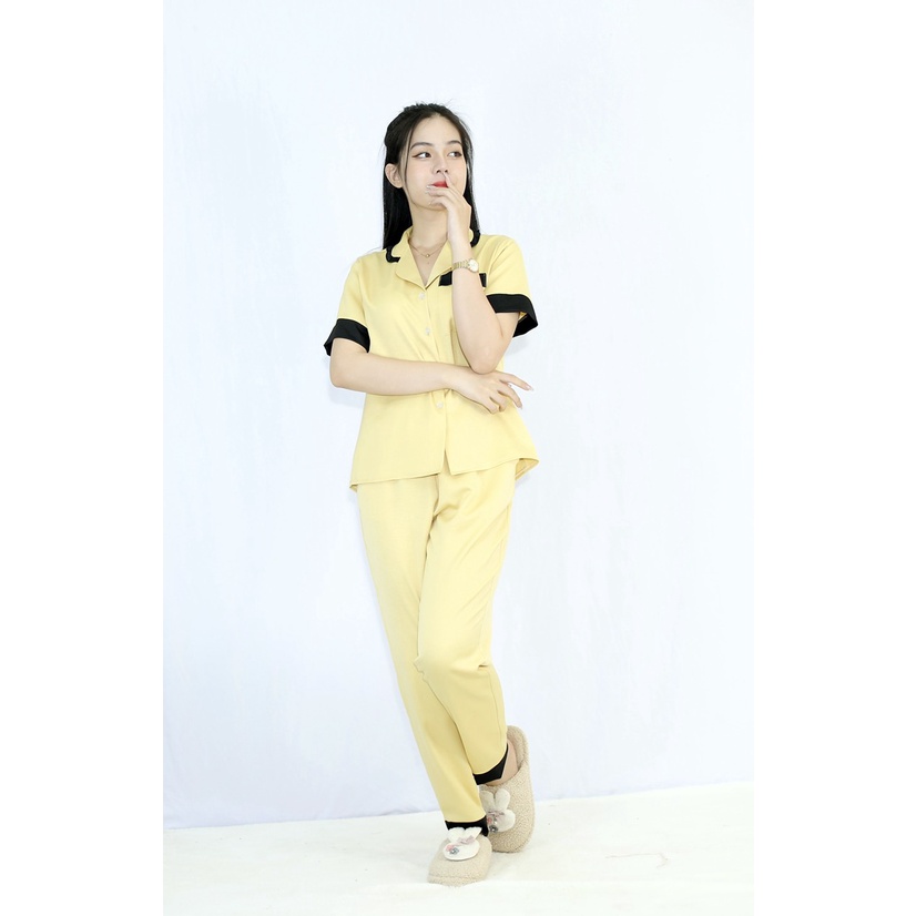 Bộ đồ bộ Pijama màu VÀNG CỔ SAU NHÚN BÈO  tay ngắn quần dài vải lụa tuyết co giãn nhẹ - Thoải Mái Nhẹ Nhàng