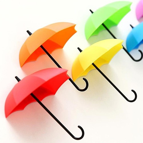 3 Cái Móc Treo Dính Tường Hình Chiếc Ô Treo Móc Khóa, Kính,..