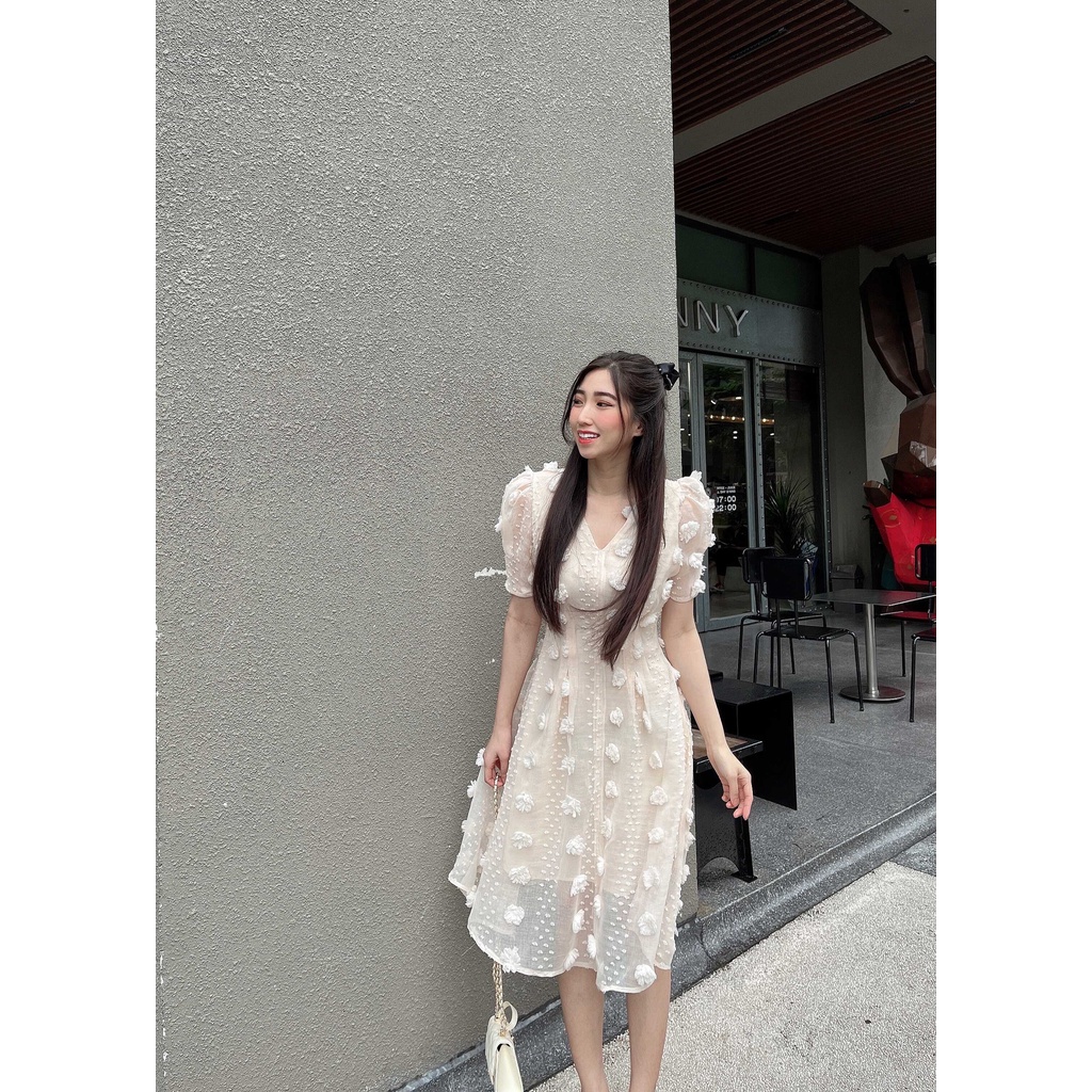 đầm nữ dáng xòe thiết kế 2 lớp . họa tiết hoa nổi