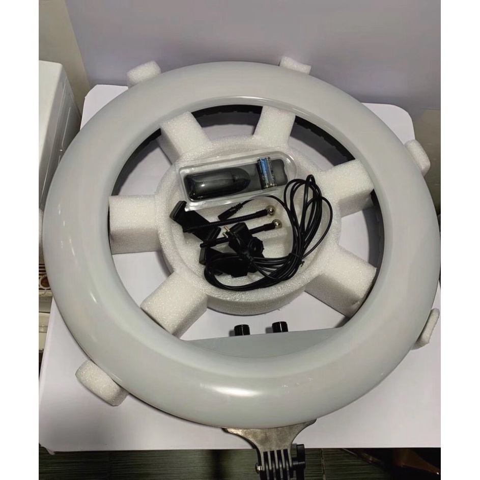 Đèn Livestream size 54 cm + chân 2m1+điều khiển+3 kẹp điện thoại, hỗ trợ chụp ảnh make up trang điểm nhiều chế độ sáng