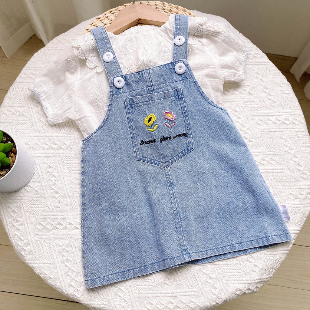 Set yếm bé gái kèm áo sơ mi ren cực xinh, yếm jeans cho bé gái cực xịn mềm mại - Chee Babyhome