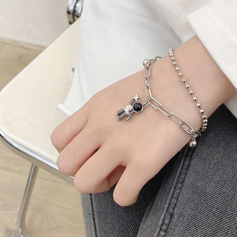 Vòng Tay Dây Xích Hai Lớp Mặt Hình Phi Hành Gia Phong Cách Retro Thời Trang Cho Nữ