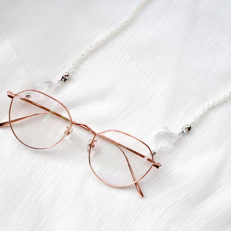 DÂY ĐEO KHẨU TRANG -  DÂY ĐEO MẮT KÍNH MINI CLEF - VÒNG CỔ HẠT TRÒN, HẠT TRÁI TIM TRONG SUỐT TRẮNG TRƠN  CHỐNG TRƯỢT