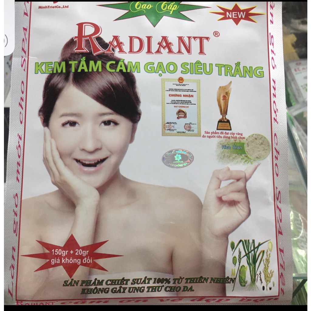 Kem Tắm Cát Trắng Ngọc Trai Radiant 125g