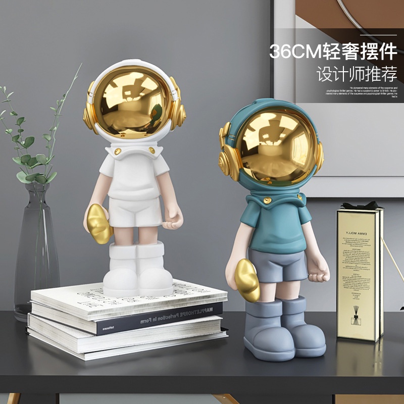 Tượng LOVIVER mô hình phi hành gia nhí cầm bóng dùng để trang trí