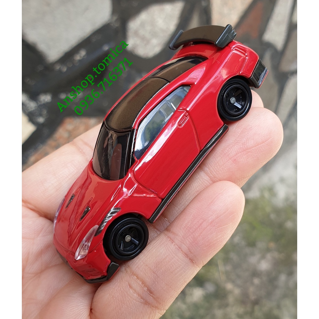 Mô hình siêu xe  Nissan GT-R  N i s m o, màu đỏ đen tomica Nhật Bản