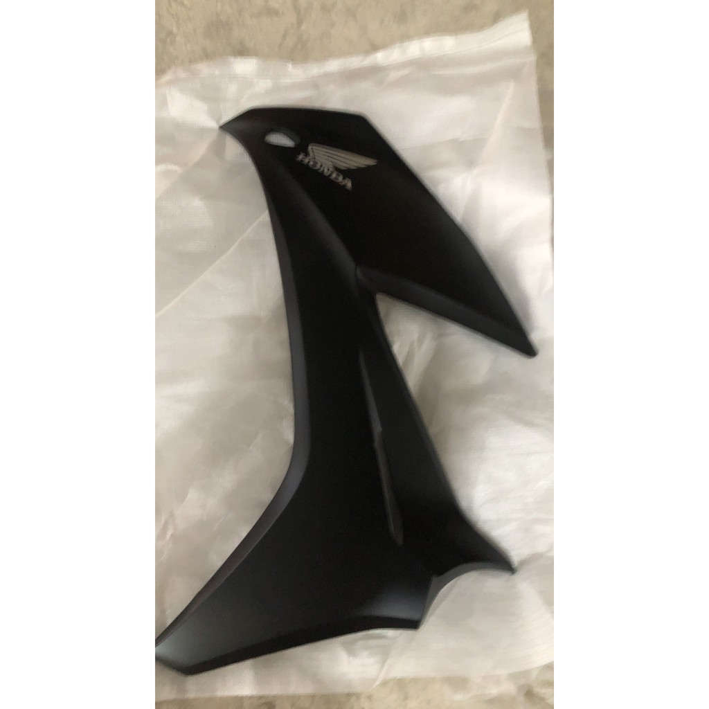 Bửng cánh yếm winner