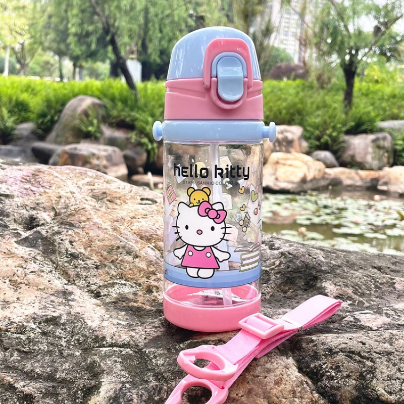 Bình Nước 450ml Kèm Ống Hút Họa Tiết Hoạt Hình Cho Bé