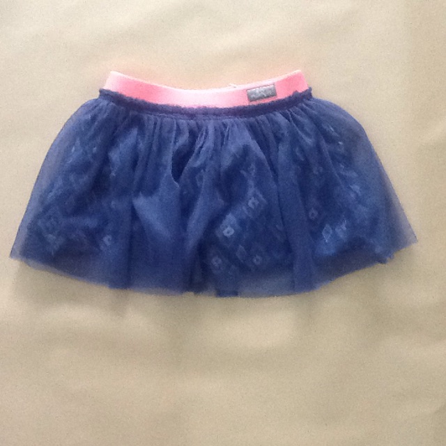 Chân váy ren cho bé gái size 3T
