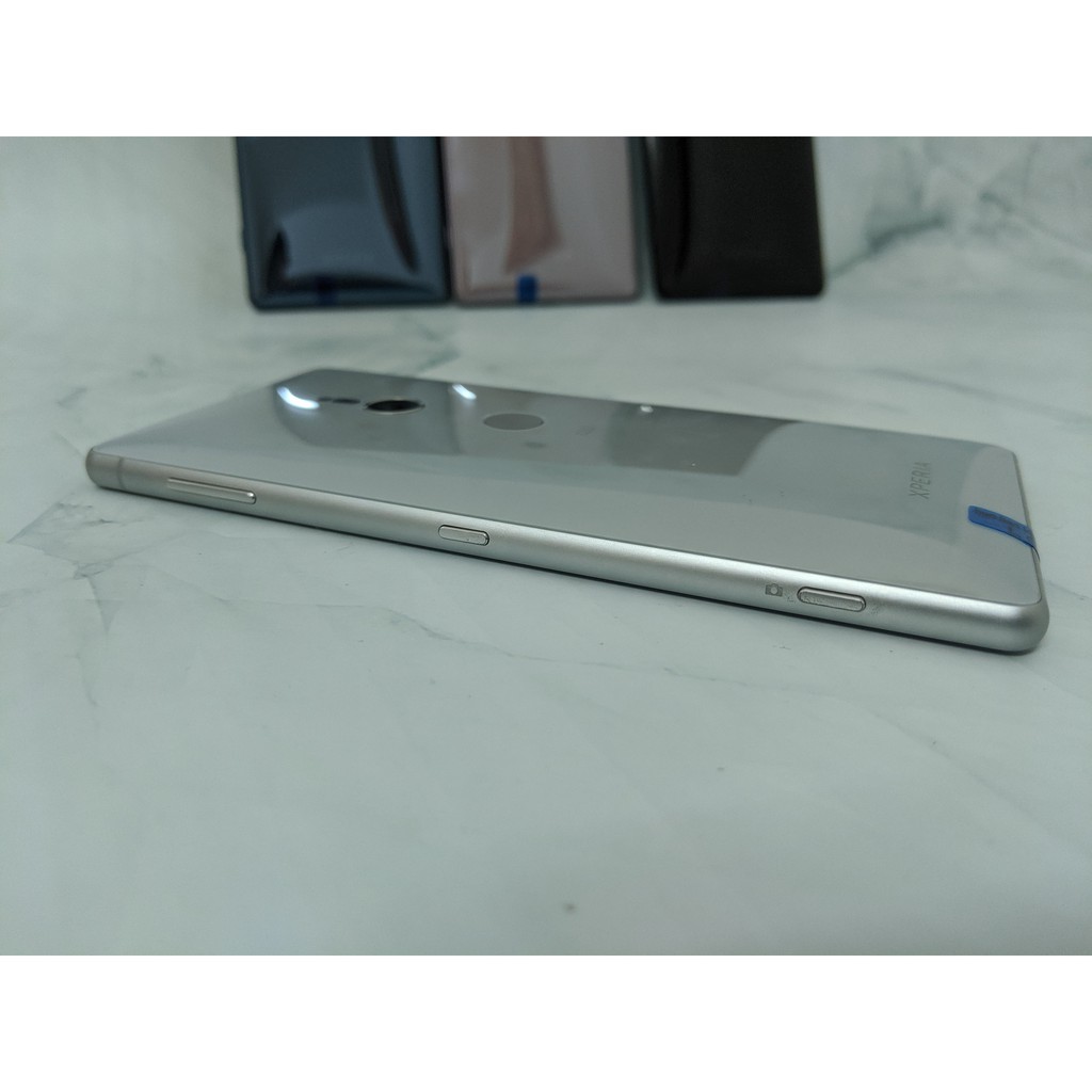 Điện thoại Sony Xperia XZ2 RAM4/ 64G LikeNew - Snap 845 4G | BigBuy360 - bigbuy360.vn