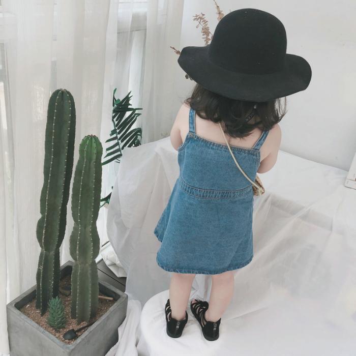 Đầm yếm denim thời trang dành cho bé gái