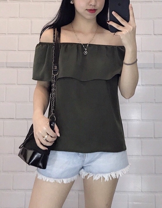 Áo Oasis bẹt vai