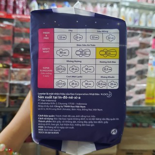 Băng Vệ Sinh Laurier ban đêm 8 Miếng 40Cm