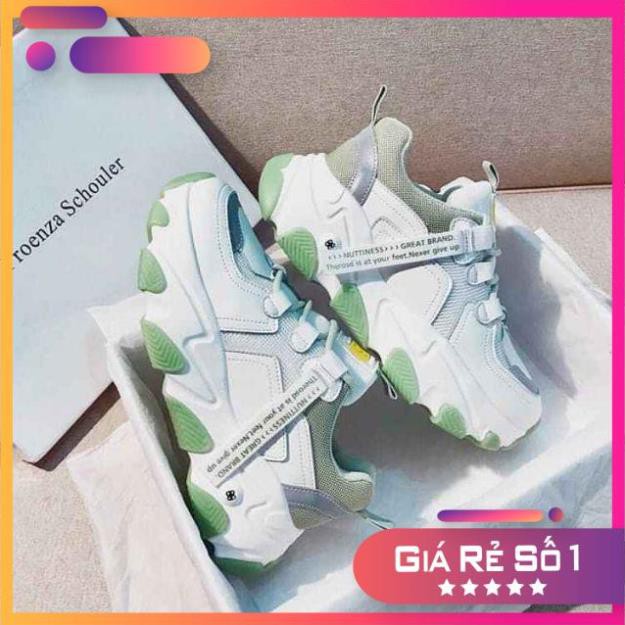 Mới Về Thêm_Giày the thao Ulzzang Phản Quang Tag chữ 2020 Kobuta + sẵn sll